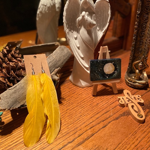 “Sunshine Yellow” Celtic Feather Earrings - Picture 2 of 2